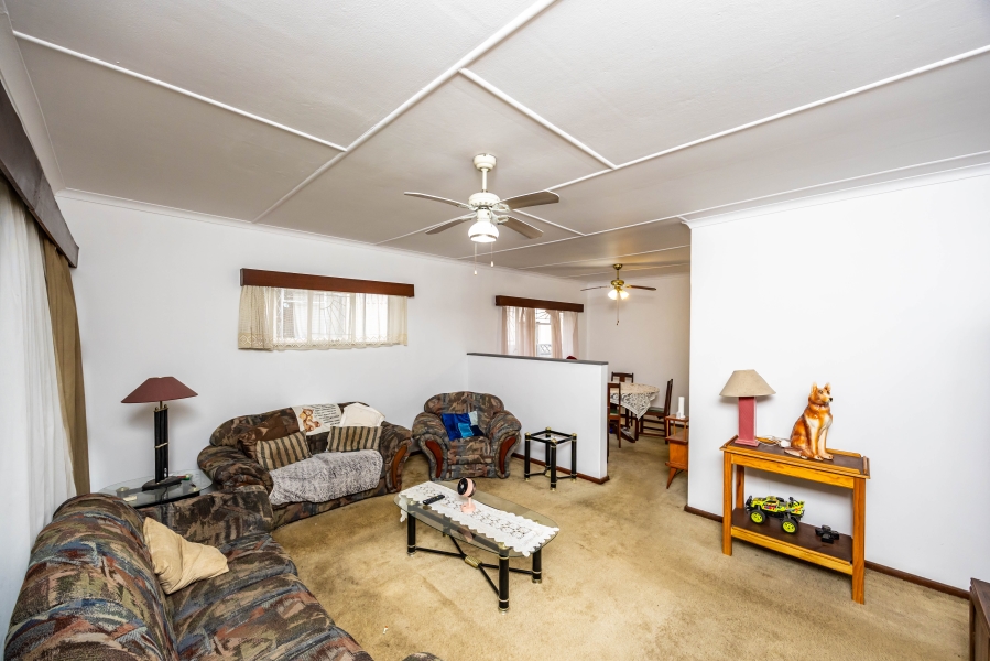 3 Bedroom Property for Sale in Summerpride Eastern Cape